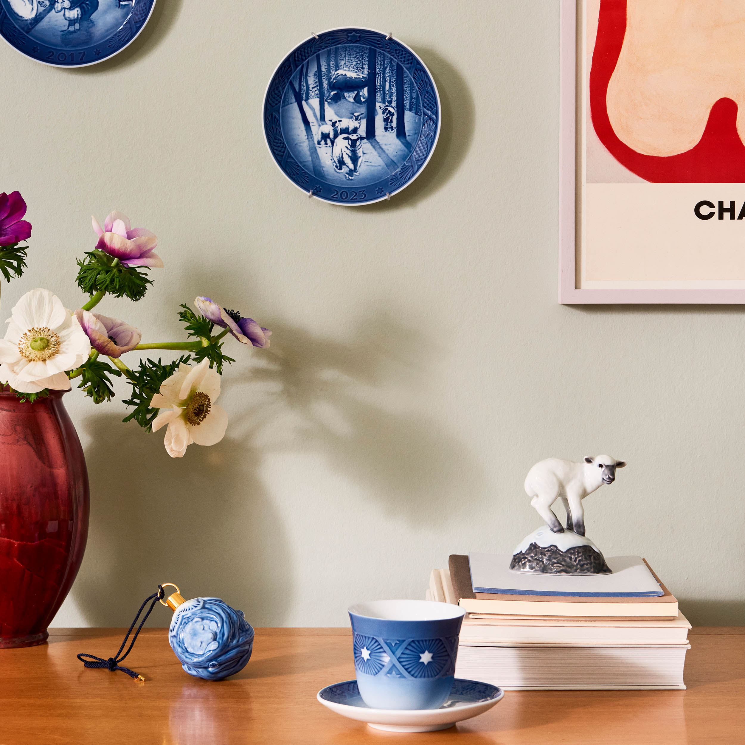 Blue Collectibles Royal Copenhagen Christmas Plate 2023 Christmas