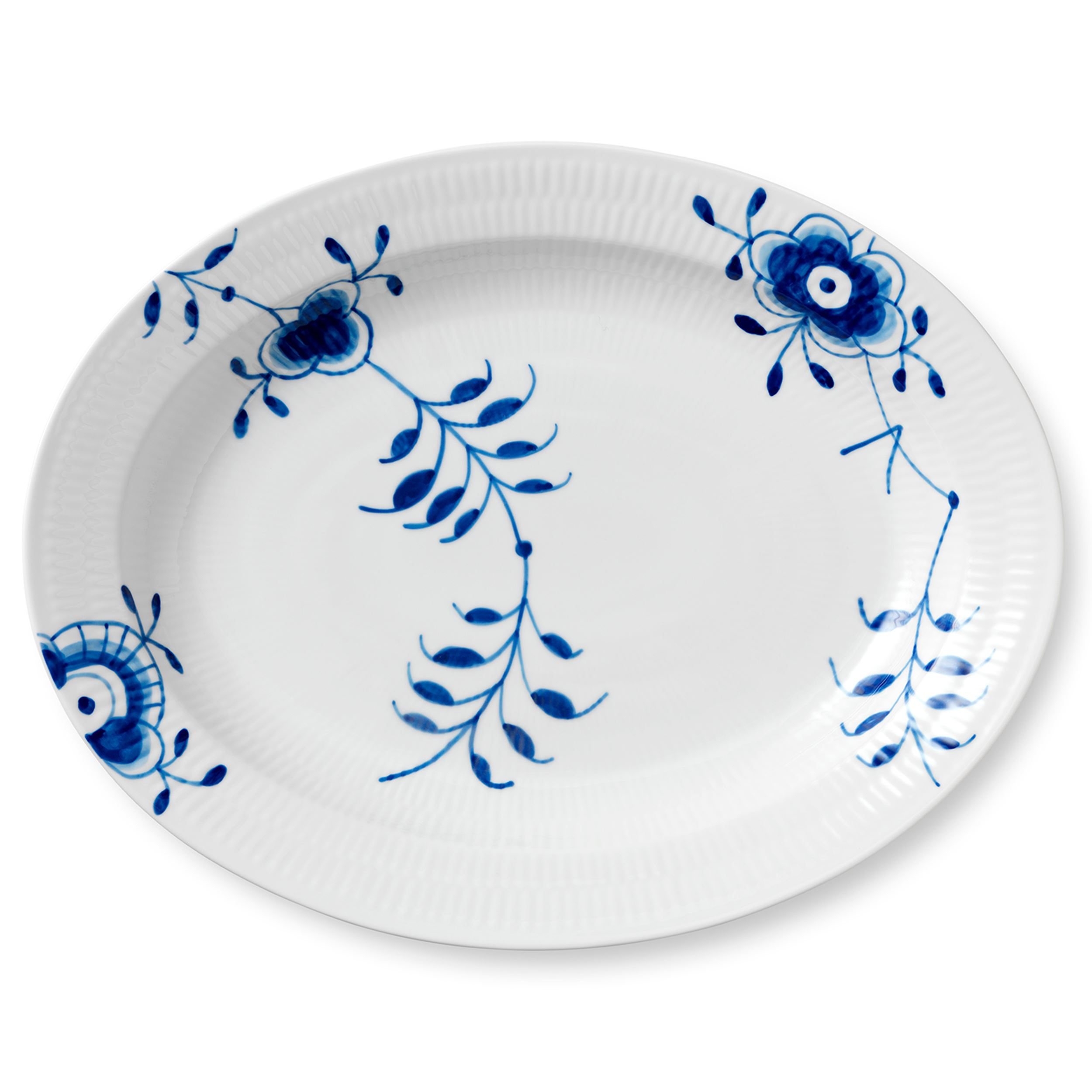 Blue Fluted Mega Dish, 36.5 cm | Royal Copenhagen