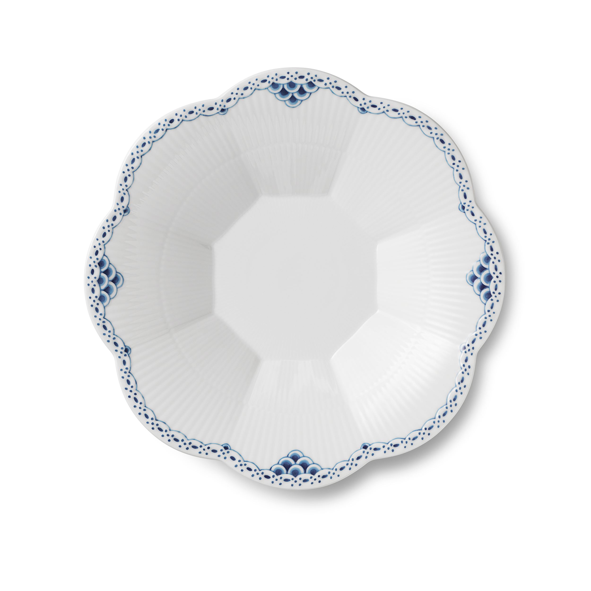 Blue Fluted Plain Plate, 22 cm | Royal Copenhagen
