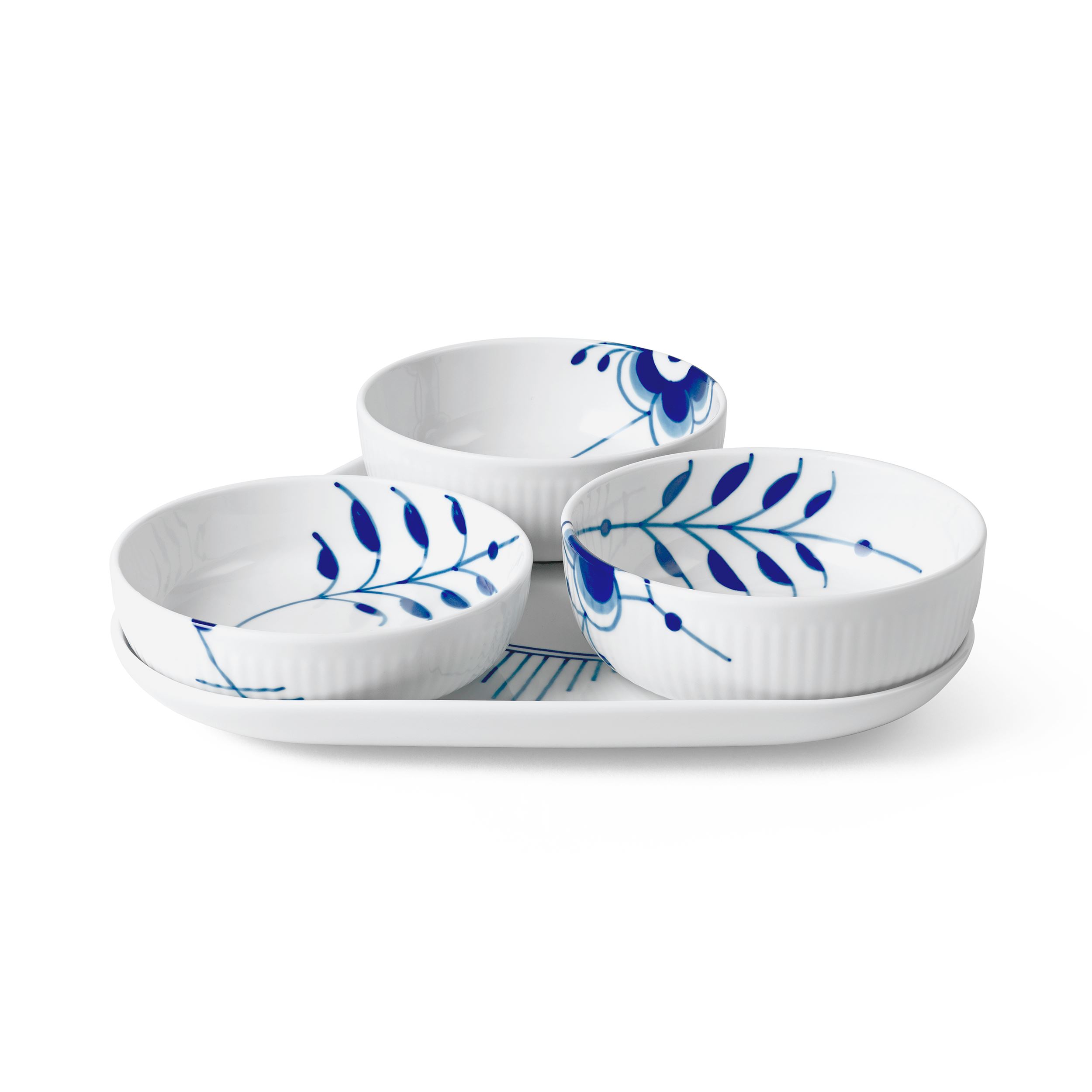 Blue Fluted Mega Bowl on Foot, 19 cl | Royal Copenhagen