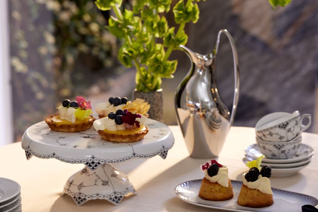 Experience Beautiful Serveware | Royal Copenhagen