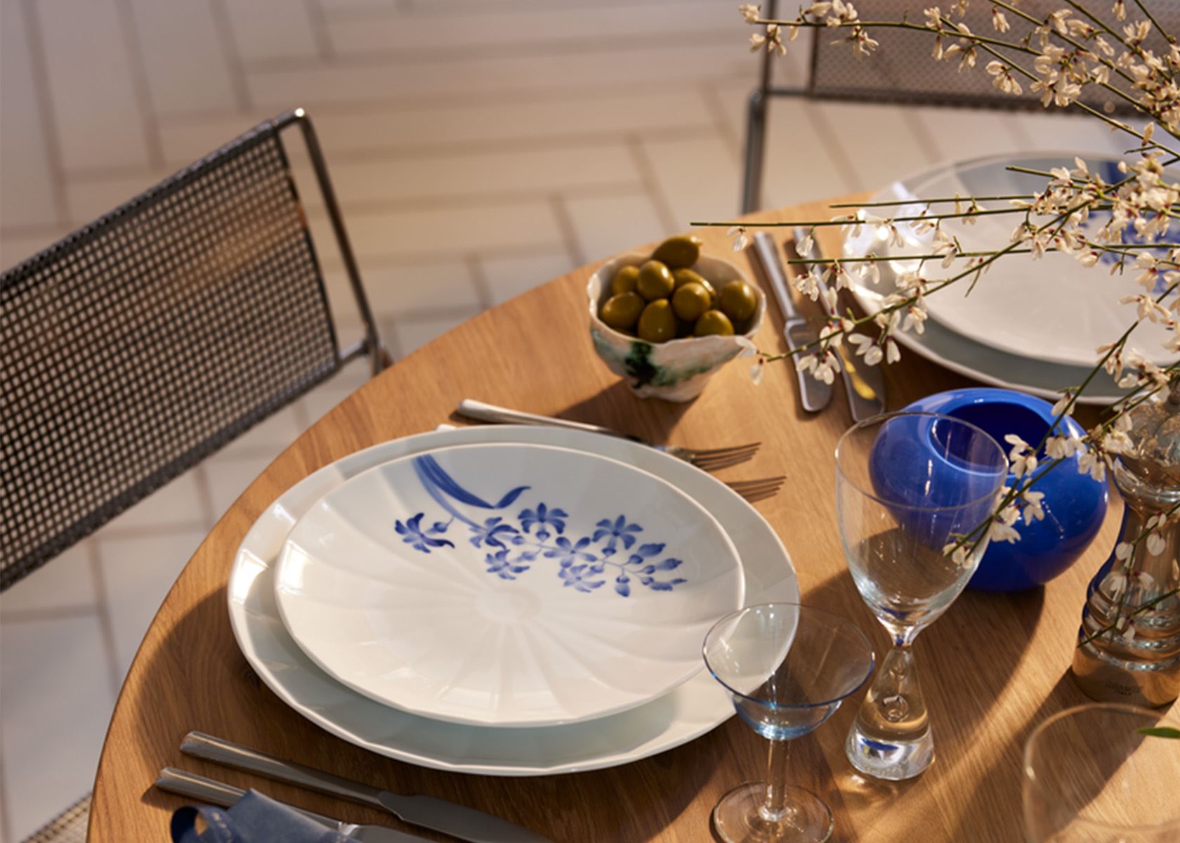 ブロムスト　プレート　2枚 Blomst | Hand-Painted Dinnerware | Royal Copenhagen