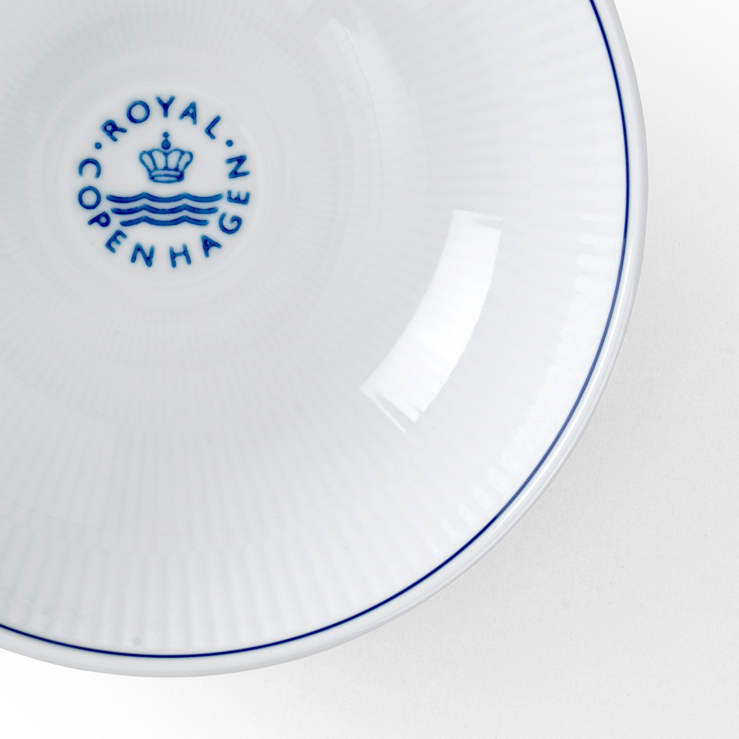 食器   Blueline Coupe Plate Amazon.com: Royal Copenhagen 1058884 Blue Line Coupe Plate