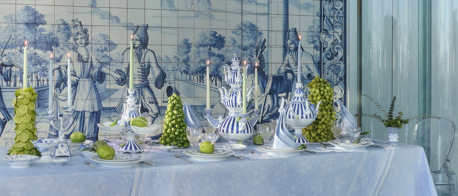 The light blue Heritage tablecloth